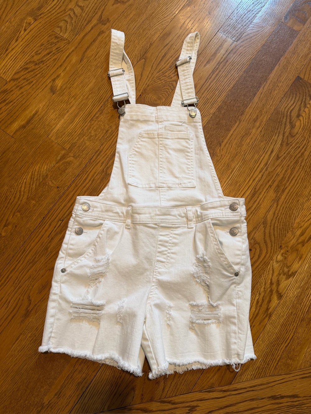 Almost Famous Junior Sz 7 White Distressed Denim Short Overalls